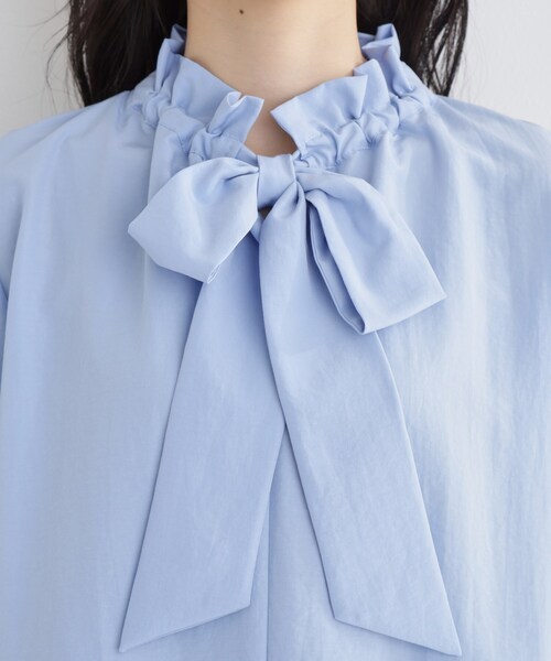 THE SHOP TK （ザ ショップ ティーケー ）の「【通勤・セレモニー】ギャザーリボンタイブラウス（シャツ/ブラウス・レディース・アイボリー/ライトブルー・12/13）」の14枚目の写真