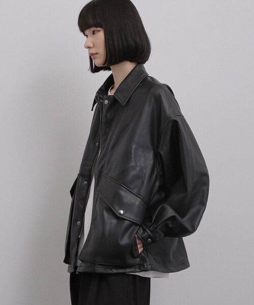 tk.TAKEO KIKUCHI(ティーケータケオキクチ)の「シンセティックレザーフライトジャケット(ブルゾン・メンズ・ブラック/ブラック系/ダークブラウン系・02/03)」の10枚目の写真