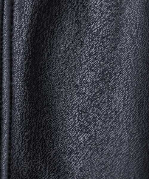 tk.TAKEO KIKUCHI(ティーケータケオキクチ)の「シンセティックレザーフライトジャケット(ブルゾン・メンズ・ブラック/ブラック系/ダークブラウン系・02/03)」の12枚目の写真