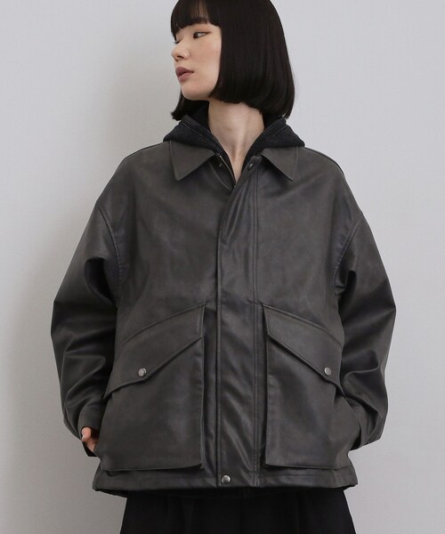 tk.TAKEO KIKUCHI(ティーケータケオキクチ)の「シンセティックレザーフライトジャケット(ブルゾン・メンズ・ブラック/ブラック系/ダークブラウン系・02/03)」の17枚目の写真