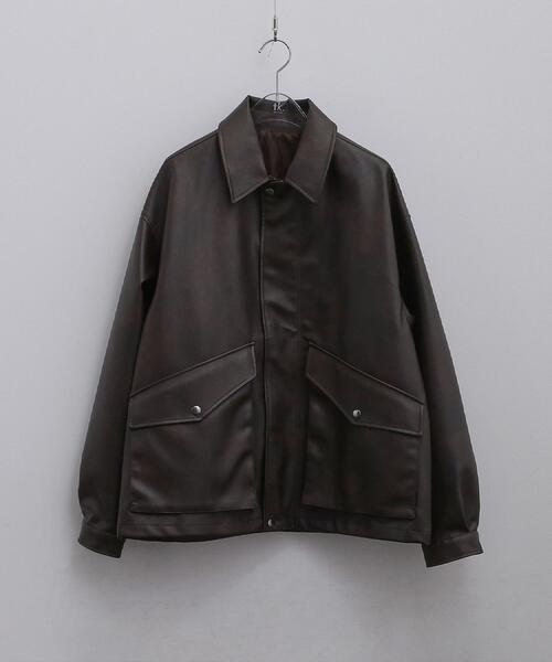 tk.TAKEO KIKUCHI(ティーケータケオキクチ)の「シンセティックレザーフライトジャケット(ブルゾン・メンズ・ブラック/ブラック系/ダークブラウン系・02/03)」の21枚目の写真