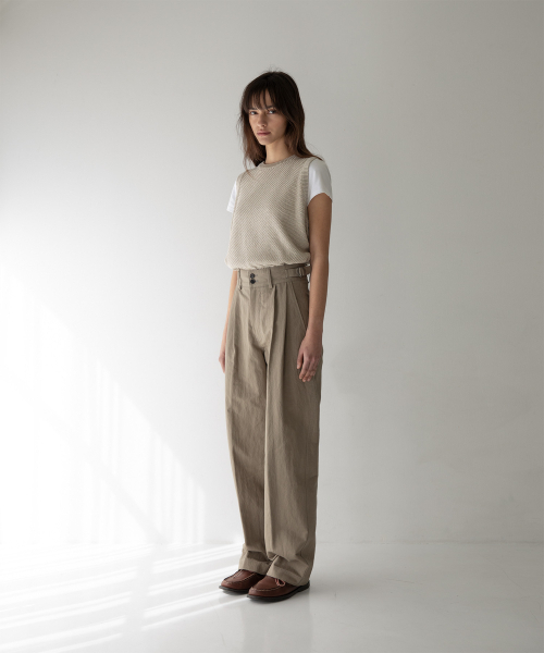 ANOTHER OFFICE WOMEN(アナザー オフィス ウーマン)の「w. Paper Tencel Vest (Linen)(ベスト・レディース・その他・FREE)」の4枚目の写真
