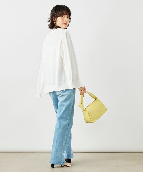 NOLLEY’S(ノーリーズ)の「《手洗い可能》ベストドッキングVネックカーディガン(カーディガン/ボレロ・レディース・オフホワイト/ブラック/ブルー・38)」の6枚目の写真