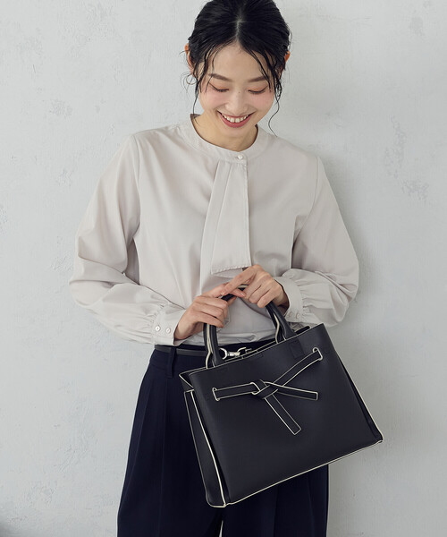 MONO　COMME CA（モノコムサ）の「リボンあおりトートバッグ（トートバッグ・レディース・ベージュ/ブラック/グレー・FREE）」の17枚目の写真