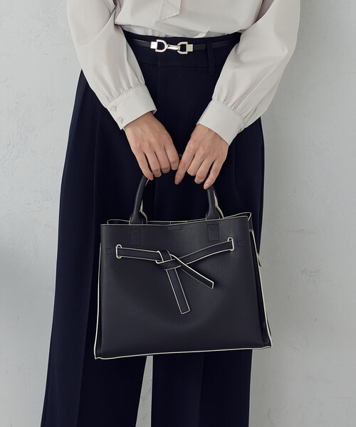 MONO　COMME CA（モノコムサ）の「リボンあおりトートバッグ（トートバッグ・レディース・ベージュ/ブラック/グレー・FREE）」の18枚目の写真