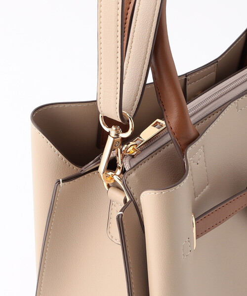 MONO　COMME CA（モノコムサ）の「リボンあおりトートバッグ（トートバッグ・レディース・ベージュ/ブラック/グレー・FREE）」の4枚目の写真