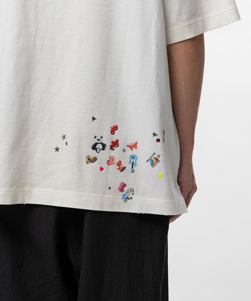 Maison MIHARA YASUHIRO（メゾンミハラヤスヒロ）の「Kids Sticker Printed T-shirt（Tシャツ/カットソー・メンズ・ホワイト/ブラック・44/46/48）」の9枚目の写真
