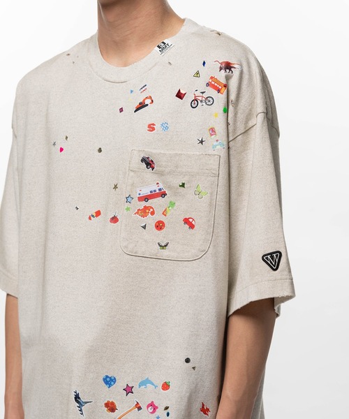 Maison MIHARA YASUHIRO（メゾンミハラヤスヒロ）の「Kids Sticker Printed T-shirt（Tシャツ/カットソー・メンズ・ホワイト/ブラック・44/46/48）」の12枚目の写真