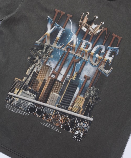 XLARGE(エクストララージ)の「CITYSCAPE S/S TEE(Tシャツ/カットソー・メンズ・ブラック/ネイビー/ホワイト・XL/L/M/S)」の13枚目の写真
