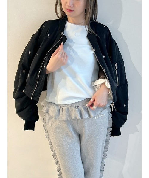 FURFUR（ファーファー）の「【WEB・一部店舗限定カラー】フラワー刺繍MA-1（ブルゾン・レディース・アイボリー/ブラック/カーキ/ピンク・F）」の18枚目の写真