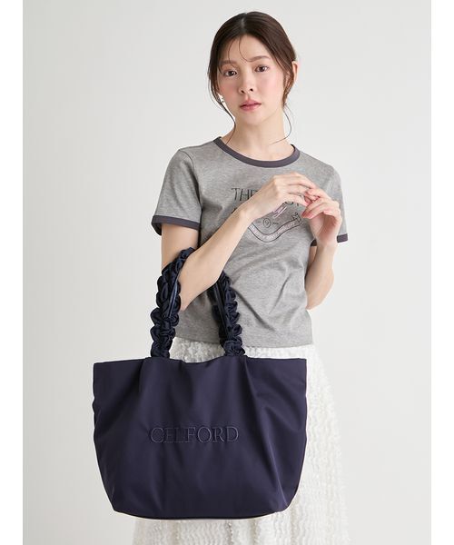CELFORD(セルフォード)の「【プリュム】フリルラメ刺繍トートバッグ(wide)(トートバッグ・レディース・アイボリー/ネイビー/ライトピンク/ブラック・F)」の13枚目の写真