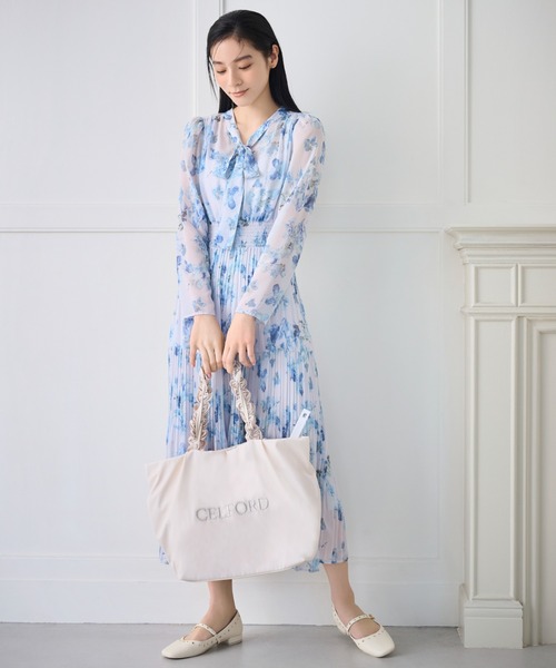 CELFORD(セルフォード)の「【プリュム】フリルラメ刺繍トートバッグ(wide)(トートバッグ・レディース・アイボリー/ネイビー/ライトピンク/ブラック・F)」の18枚目の写真