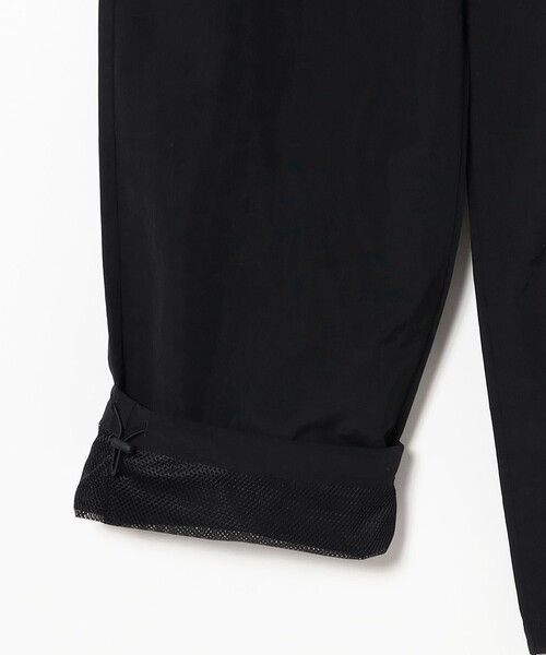 BEAMS（ビームス）の「【別注】FRED PERRY / SHELL PANT 26SS（その他パンツ・メンズ・ブラック・MEDIUM/SMALL/LARGE/X-LARGE）」の4枚目の写真
