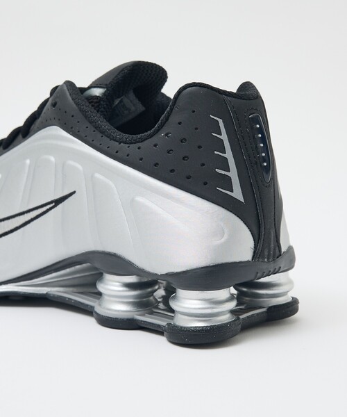 NIKE(ナイキ)の「【NIKE / ナイキ】ショックス R4 / スニーカー(スニーカー・メンズ・グレー・28/26/27)」の6枚目の写真