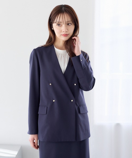 Andemiu（アンデミュウ）の「キンボタンノーカラージャケット640842（ノーカラージャケット・レディース・ライトベージュ/ネイビー・FREE）」の8枚目の写真