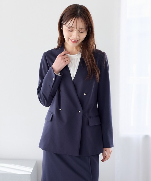 Andemiu（アンデミュウ）の「キンボタンノーカラージャケット640842（ノーカラージャケット・レディース・ライトベージュ/ネイビー・FREE）」の9枚目の写真