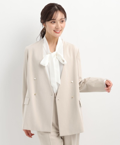 Andemiu（アンデミュウ）の「キンボタンノーカラージャケット640842（ノーカラージャケット・レディース・ライトベージュ/ネイビー・FREE）」の13枚目の写真