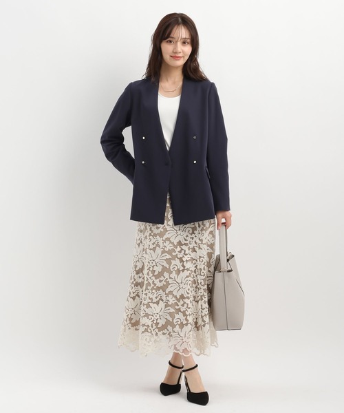 Andemiu（アンデミュウ）の「キンボタンノーカラージャケット640842（ノーカラージャケット・レディース・ライトベージュ/ネイビー・FREE）」の14枚目の写真