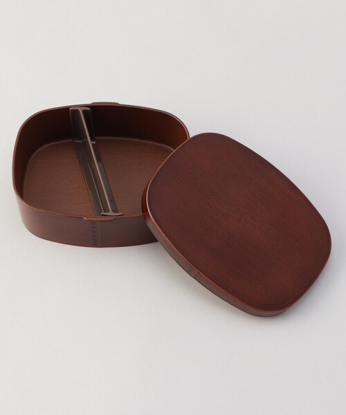 212 KITCHEN STORE(トゥワントゥキッチンストア)の「抗菌わっぱワンタッチ一段ランチボックス(大)(仕切付) 茶(お弁当箱・レディース・その他・00)」の4枚目の写真