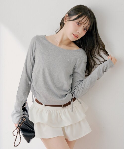 Chico(チコ)の「ラインストーンロゴロンT(Tシャツ/カットソー・レディース・アイボリー/ブラック/ピンク/グレー・FREE)」の3枚目の写真