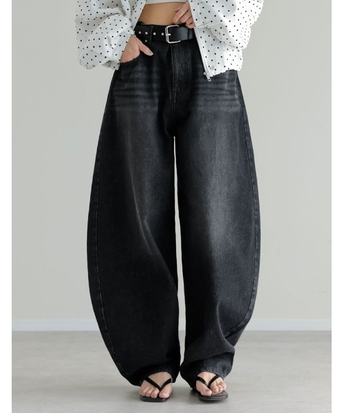 Re:EDIT（リエディ）の「[DENIM COLLECTION][低身長/高身長サイズ有]コットンブレンドバルーンワイドカーブデニムパンツ（デニムパンツ・レディース・ネイビー/ブルー/ブラック・SHORT/MEDIUM/TALL/LARGE）」の11枚目の写真