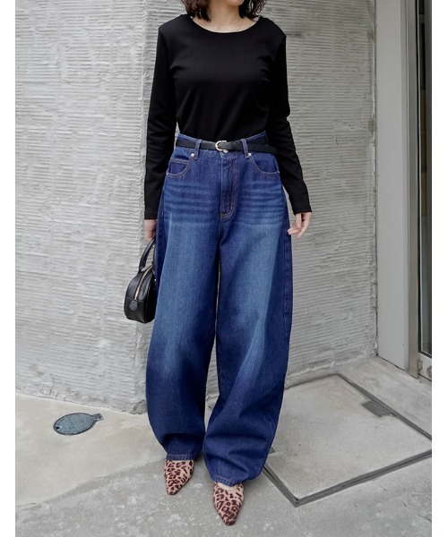 Re:EDIT（リエディ）の「[DENIM COLLECTION][低身長/高身長サイズ有]コットンブレンドバルーンワイドカーブデニムパンツ（デニムパンツ・レディース・ネイビー/ブルー/ブラック・SHORT/MEDIUM/TALL/LARGE）」の12枚目の写真
