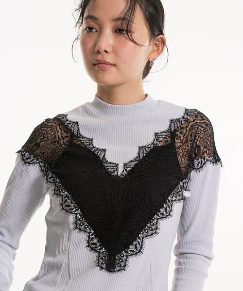 UNITED TOKYO(ユナイテッドトウキョウ)の「Vネックレースプルオーバー|ウォッシャブル/細見え/春服(Tシャツ/カットソー・レディース・ブルー/アイボリー・FREE)」の19枚目の写真