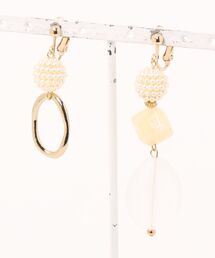 よひらのはな/アクリルアシンメトリーイヤリング
