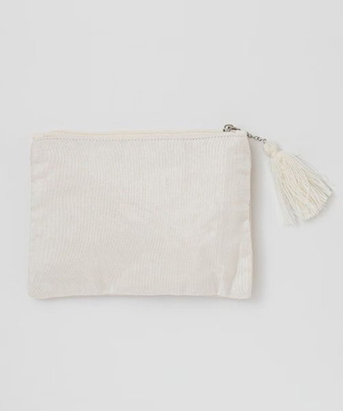 MILLION CARATS(ミリオンカラッツ)の「《COTTAGE》きらめく羽ばたきで日常にときめきを添える。大人のためのビーズ鳥刺繍ポーチ Lサイズ(ポーチ・レディース・オフホワイト/ベージュ・FREE)」の12枚目の写真