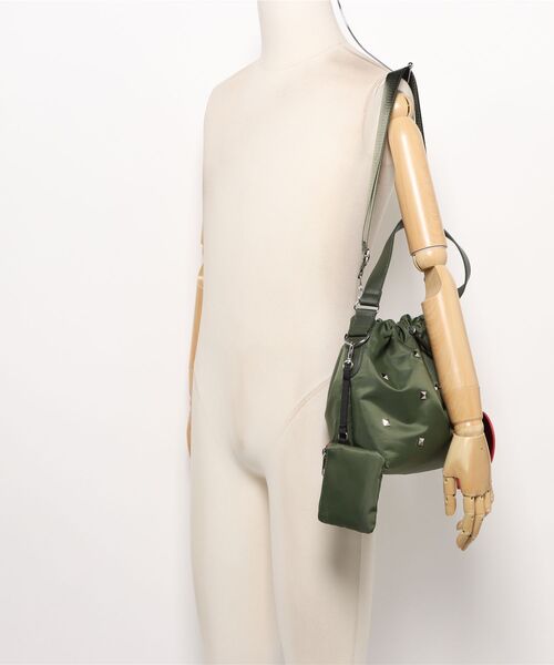 cheek(BAG)(チーク)の「heart pouch studs 2way shoulder / ショルダーバッグ(ショルダーバッグ・レディース・ブラック/グレー/パープル/カーキ・FREE)」の13枚目の写真