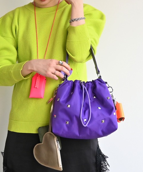 cheek(BAG)(チーク)の「heart pouch studs 2way shoulder / ショルダーバッグ(ショルダーバッグ・レディース・ブラック/グレー/パープル/カーキ・FREE)」の4枚目の写真