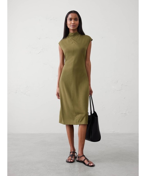 BANANA REPUBLIC FACTORY STORE(バナナリパブリック ファクトリーストア)の「BANANA REPUBLIC FACTORY STORE モックネック ミディワンピース(ワンピース・レディース・グリーン/ブラック・XS/S/M/L)」の1枚目の写真