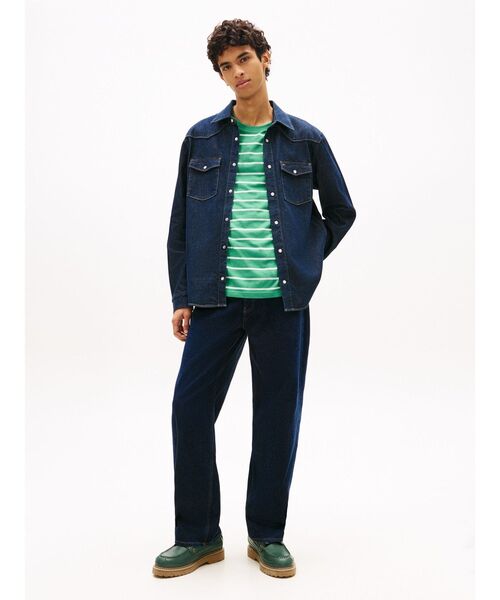 tommy jeans(トミー ジーンズ)の「レギュラーウエスタンデニムシャツ(シャツ/ブラウス・メンズ・ブルー・SMALL/MEDIUM/X-LARGE/LARGE)」の2枚目の写真