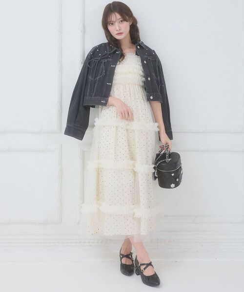 MAJESTIC LEGON（マジェスティックレゴン）の「フリルチュールロングワンピース（ワンピース・レディース・ホワイト系その他/ライトグリーン/アイボリー/ブラック・MEDIUM/SMALL）」の17枚目の写真