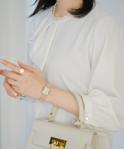 HUIT bouquet（ユイット）の「アシンメトリー ラッフル ブラウス HUIT（シャツ/ブラウス・レディース・ネイビー/ホワイト/サックスブルー・M）」の17枚目の写真