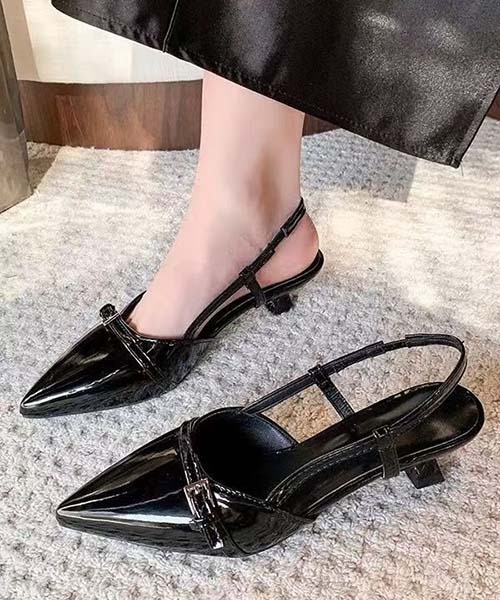 gossip!ロサンゼルス(ゴシップロサンゼルス)の「ポインテッドトゥ バックストラップパンプス エナメル バックル付き ローヒール レディース きれいめ 通勤 ブラック・ワインレッド 2 色展開(その他シューズ・レディース・ブラック/レッド・36/37/38)」の9枚目の写真