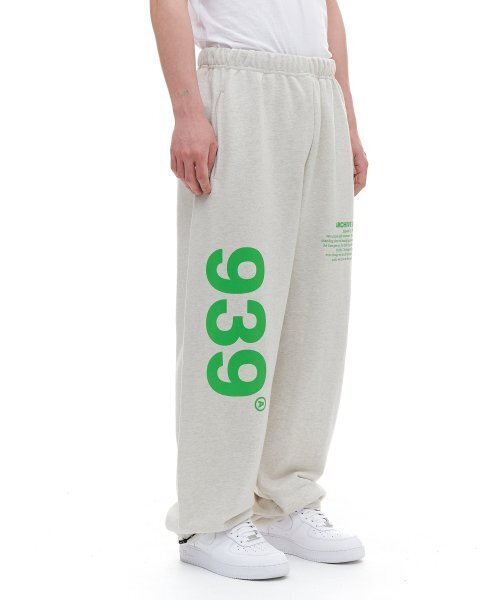 ARCHIVE BOLD(アーカイブボールド)の「939 LOGO SWEAT PANTS(OATMEAL)(スウェットパンツ・レディース・その他・M/S/L)」の2枚目の写真