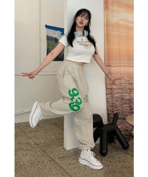 ARCHIVE BOLD(アーカイブボールド)の「939 LOGO SWEAT PANTS(OATMEAL)(スウェットパンツ・レディース・その他・M/S/L)」の19枚目の写真