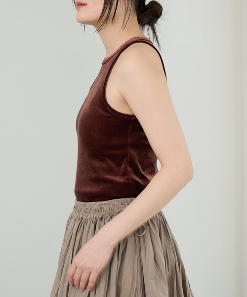 IENA LA BOUCLE(イエナラブークル)の「IENA LA BOUCLE トリアセベロアタンクトップ(タンクトップ・レディース・ブラウン/ホワイト/ブラック・FREE)」の14枚目の写真