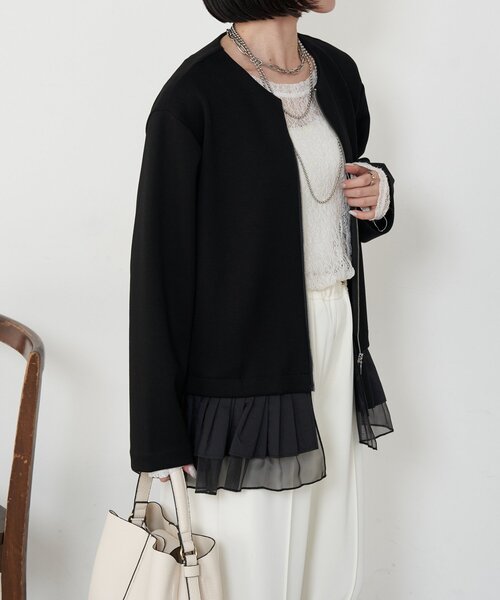 Jena espace merveilleux（ジェナ　エスパスメルヴェイユ）の「プリーツ付ダンボールジャケット（ベスト・レディース・ブラック/ベージュ・FREE）」の3枚目の写真