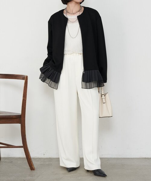 Jena espace merveilleux（ジェナ　エスパスメルヴェイユ）の「プリーツ付ダンボールジャケット（ベスト・レディース・ブラック/ベージュ・FREE）」の4枚目の写真