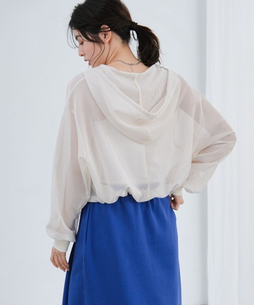 LAKOLE（ラコレ）の「メッシュZIPパーカー / 664837（パーカー・レディース・サンドグレー/アイボリー/ブラック・LARGE/MEDIUM）」の8枚目の写真