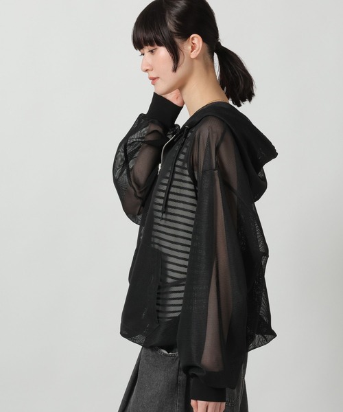 LAKOLE（ラコレ）の「メッシュZIPパーカー / 664837（パーカー・レディース・サンドグレー/アイボリー/ブラック・LARGE/MEDIUM）」の20枚目の写真