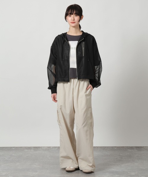 LAKOLE（ラコレ）の「メッシュZIPパーカー / 664837（パーカー・レディース・サンドグレー/アイボリー/ブラック・LARGE/MEDIUM）」の11枚目の写真