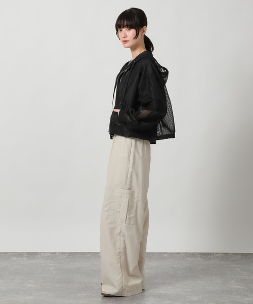 LAKOLE（ラコレ）の「メッシュZIPパーカー / 664837（パーカー・レディース・サンドグレー/アイボリー/ブラック・LARGE/MEDIUM）」の12枚目の写真