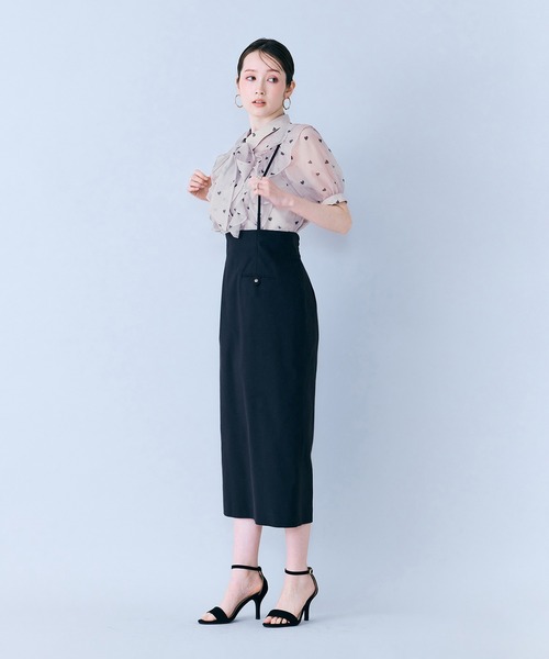 Audie a Muses(オーディアミューズ)の「ショルダーストラップ付きタイトスカート(スカート・レディース・ネイビー/ブラック・36/38/40)」の1枚目の写真