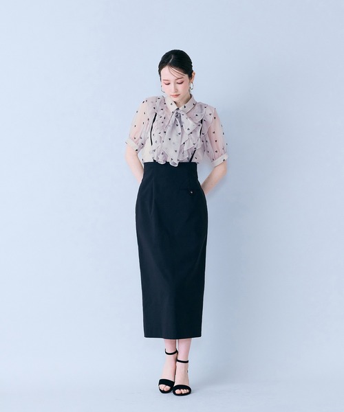Audie a Muses(オーディアミューズ)の「ショルダーストラップ付きタイトスカート(スカート・レディース・ネイビー/ブラック・36/38/40)」の3枚目の写真