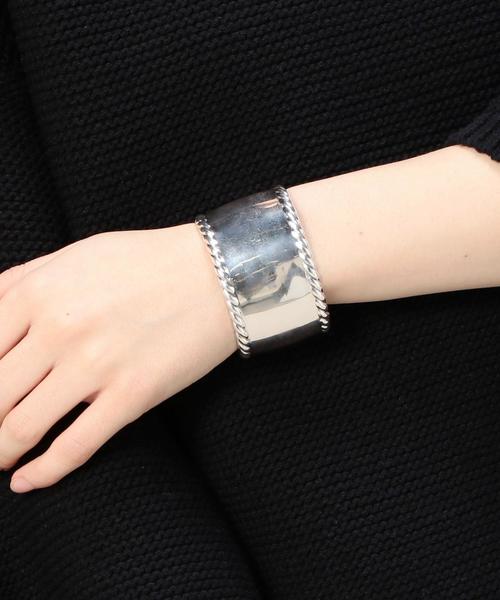 BEAUTY&YOUTH UNITED ARROWS（ビューティーアンドユースユナイテッドアローズ）の「BY PHILIPPE AUDIBERT CESAR/R バングル（バングル/リストバンド・レディース・シルバー・フリー）」の5枚目の写真