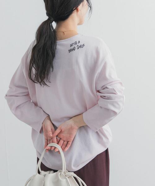 URBAN RESEARCH DOORS(アーバンリサーチドアーズ)の「バック刺繍ロングスリーブTシャツ(Tシャツ/カットソー・レディース・チャコールグレー/ピンク/ホワイト系その他・FREE)」の3枚目の写真
