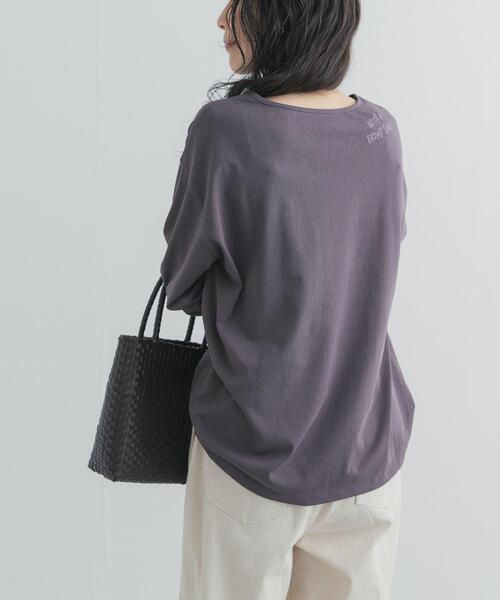 URBAN RESEARCH DOORS(アーバンリサーチドアーズ)の「バック刺繍ロングスリーブTシャツ(Tシャツ/カットソー・レディース・チャコールグレー/ピンク/ホワイト系その他・FREE)」の18枚目の写真
